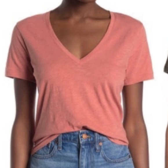 Madewell Tops - Madewell V-Neck Tee